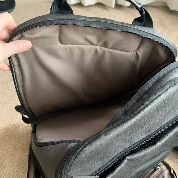 Briggs and Riley large Backpack - Picture 12 of 16